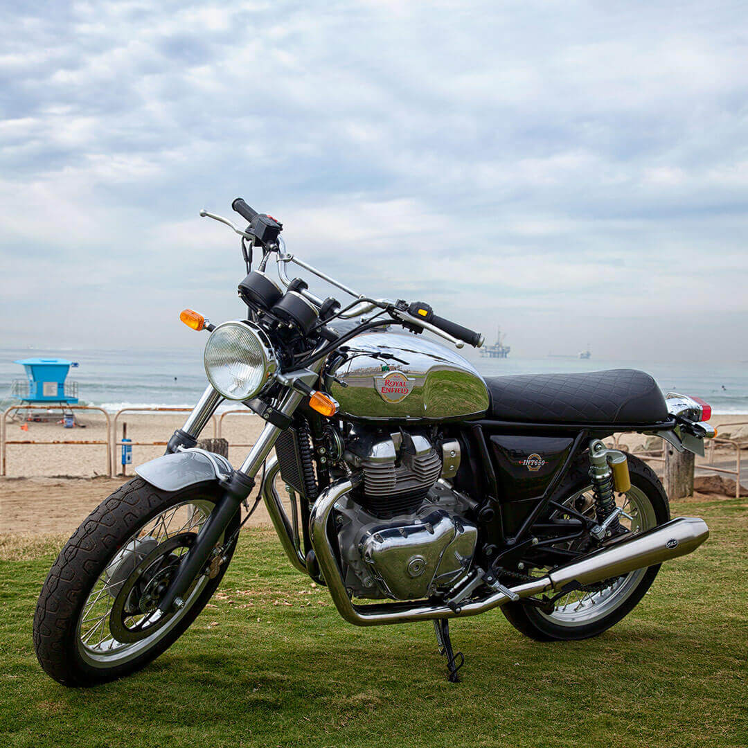 Interceptor 650 Glitter and Dust